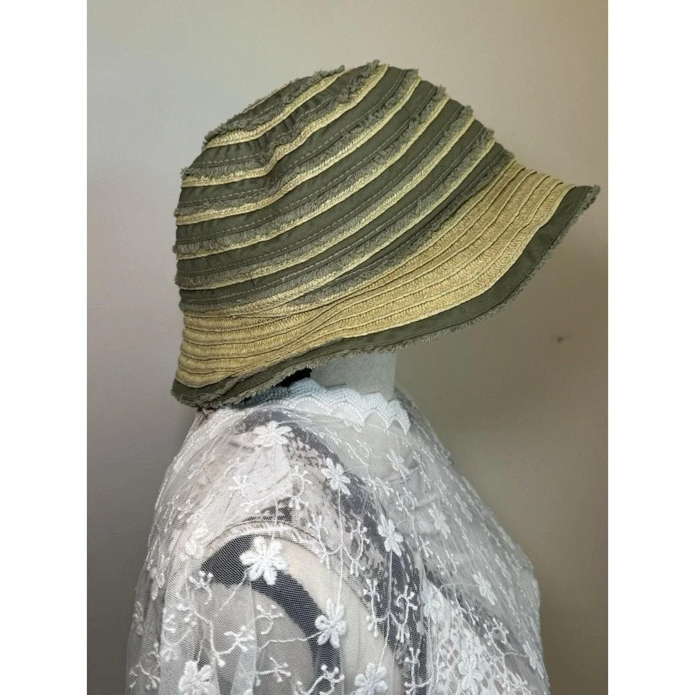 Banana Republic Green Ripstop Straw Fringe Bucket Hat Mens S/M Y2K 2007